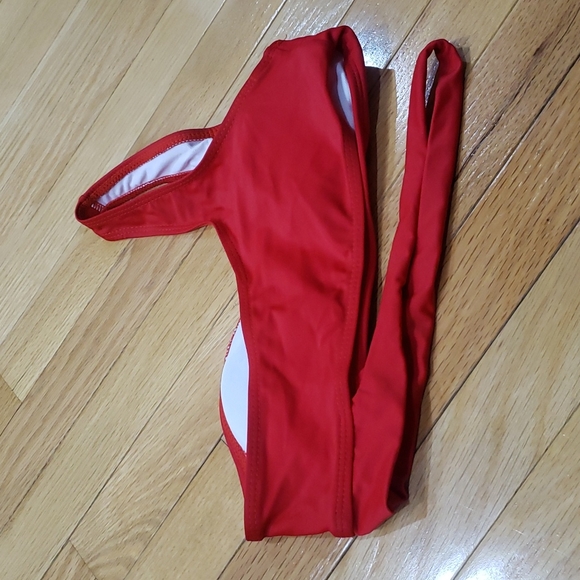 Bikini-XS - Picture 4 of 8